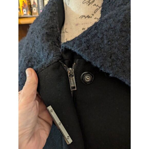 Vintage Toy G Women’s U.S. 8 Black Wool Blend Overcoat Jacket Collared - Picture 2 of 10